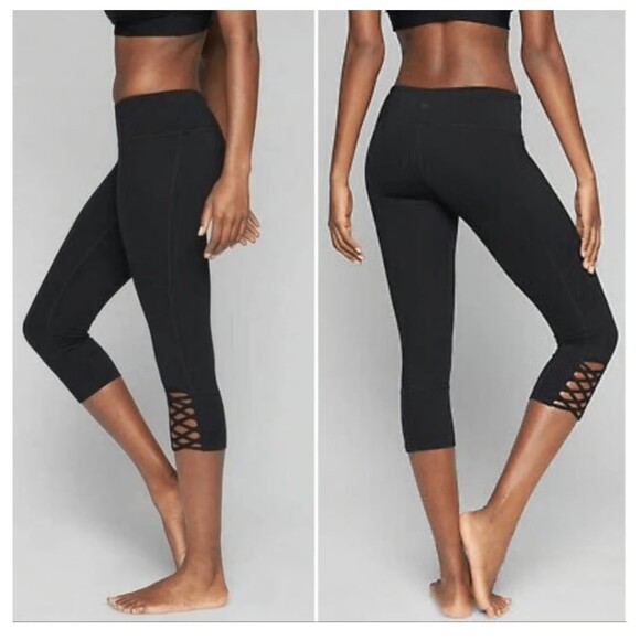 Athleta Pants - CLEARANCE Athleta Womens 'Mind Over Matter' Capri Leggings SZ Medium Crisscross